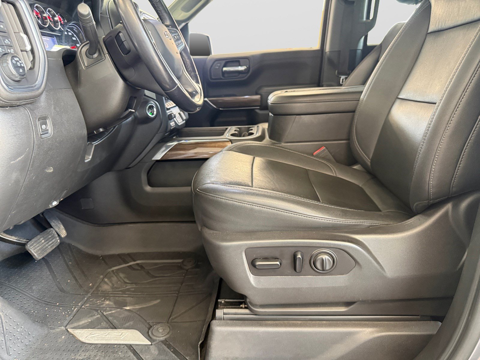 Used 2021 Chevrolet Silverado 1500 RST w/ All Star Edition Plus AWD/4WD image 11