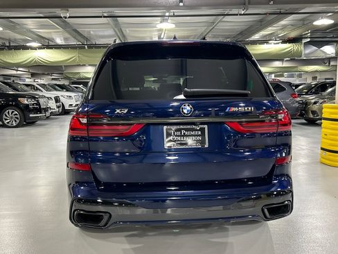 Used 2022 BMW X7 M50i AWD/4WD image 3
