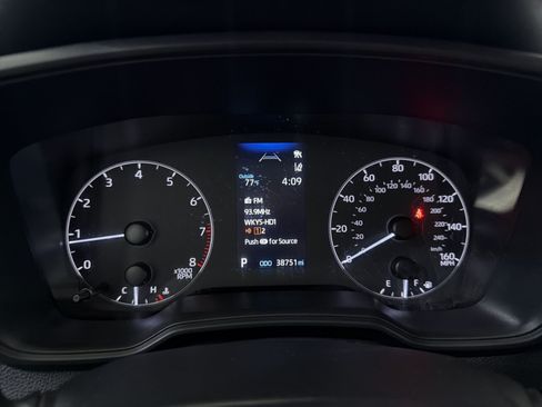 Used 2024 Toyota Corolla LE FWD image 30
