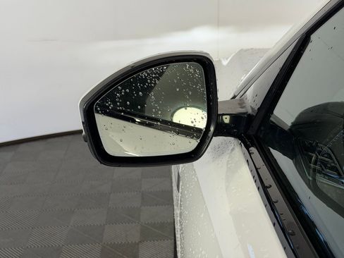 Used 2018 Jaguar F-PACE S image 22