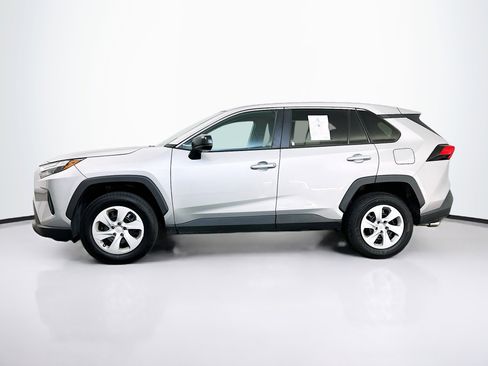 Used 2024 Toyota RAV4 LE image 4