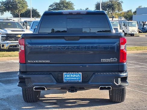 Used 2021 Chevrolet Silverado 1500 High Country w/ Technology Package image 6