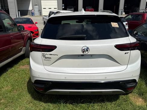 Used 2023 Buick Envision Preferred w/ Sport Touring Package AWD/4WD image 4