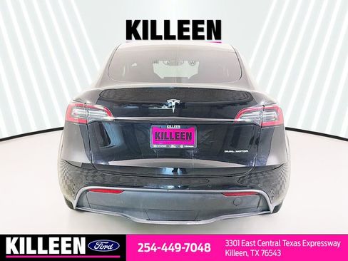 Used 2021 Tesla Model Y Long Range image 7