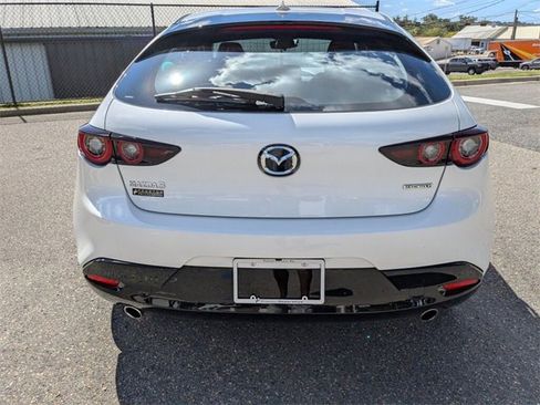 Used 2024 MAZDA MAZDA3 s image 9