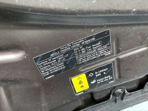 Certified 2024 Volvo XC90 B5 Plus w/ Protection Package image 32