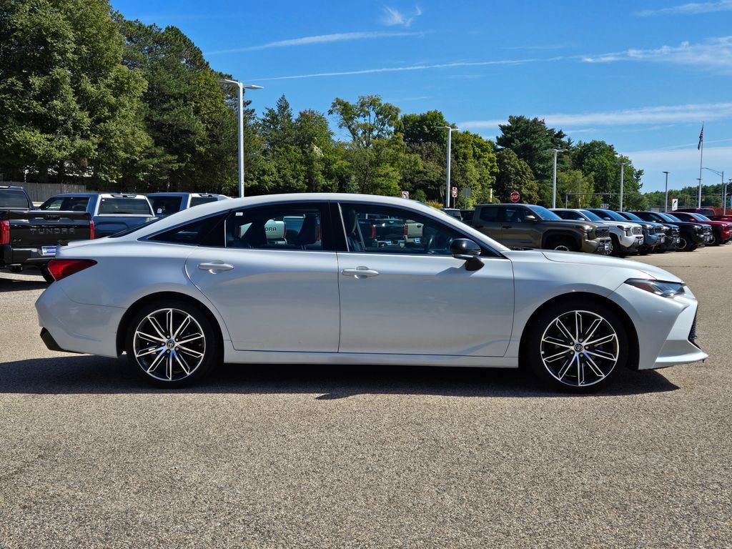 Used 2019 Toyota Avalon Touring w/ All Weather Liner Package FWD image 7
