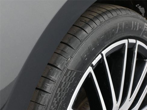 Used 2023 Mercedes-Benz C 300 4MATIC Sedan image 20