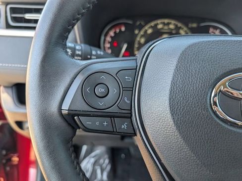 Used 2024 Toyota RAV4 XLE Premium image 20