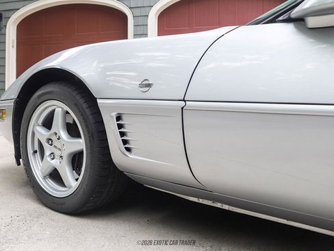 Used 1996 Chevrolet Corvette Convertible RWD image 77