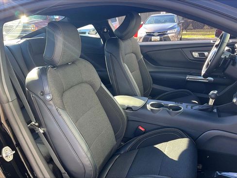 Used 2025 Ford Mustang GT image 9