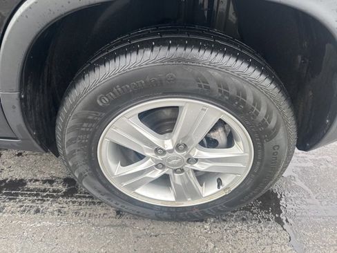 Certified 2021 Chevrolet Trax LS image 8