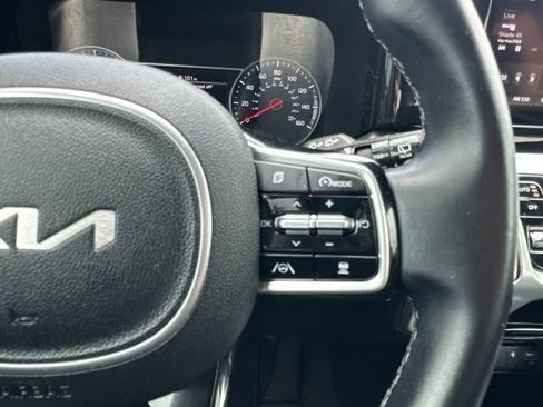 Used 2022 Kia Sorento SX AWD/4WD image 32
