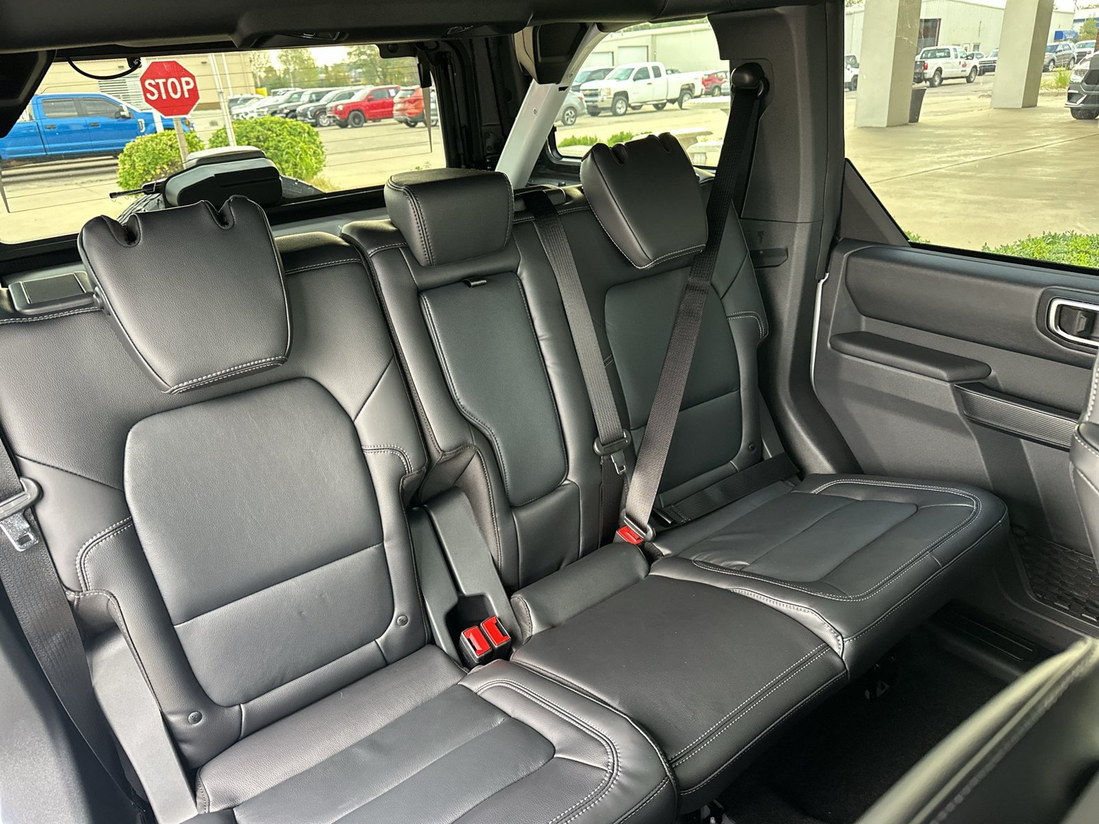 New 2026 Ford Bronco Outer Banks AWD/4WD image 33