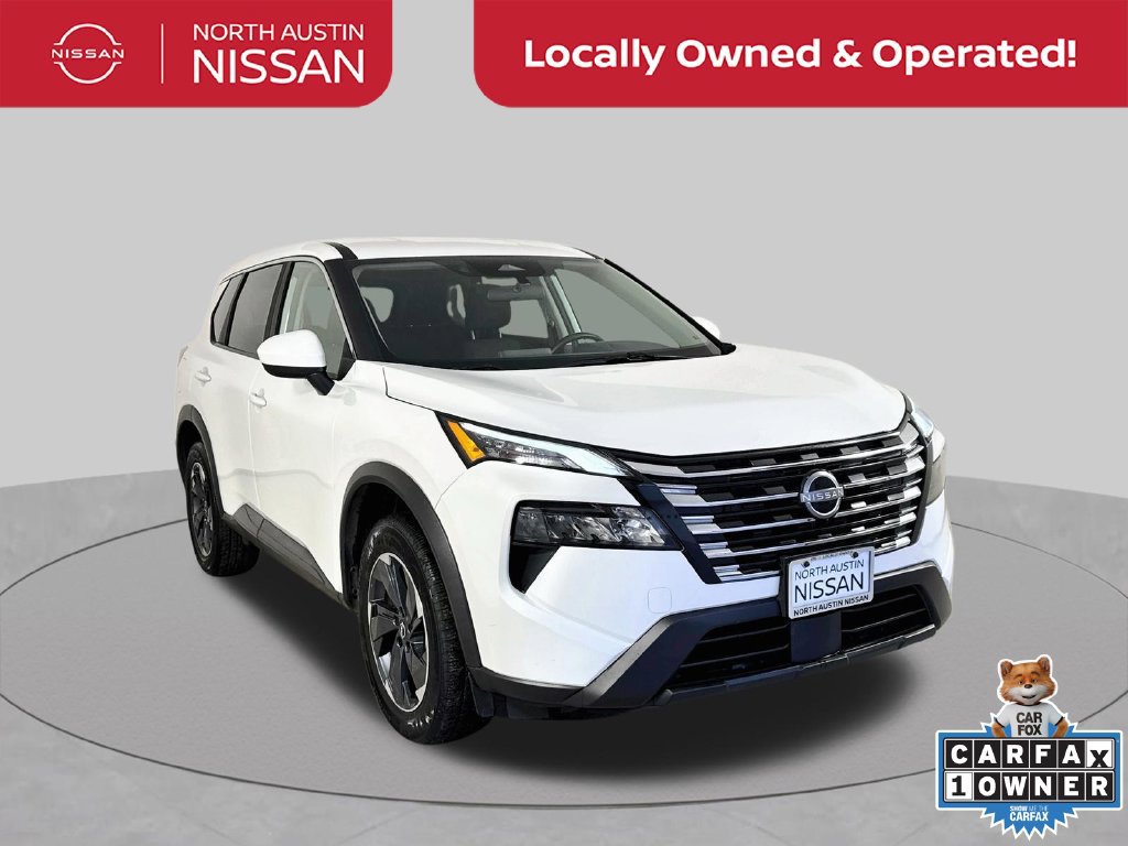 Used 2025 Nissan Rogue SV FWD image 1