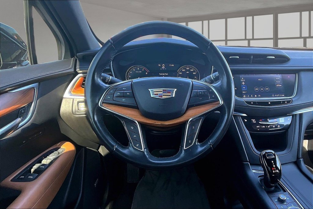 Used 2020 Cadillac XT5 Premium Luxury FWD image 5