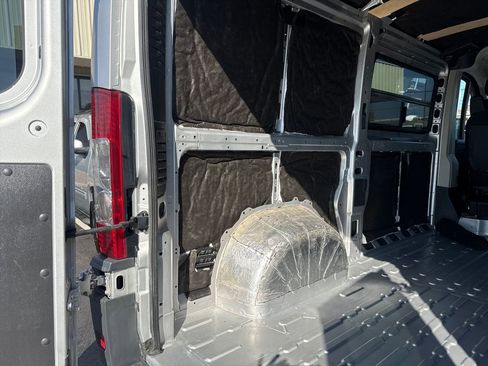 Used 2016 RAM ProMaster 1500 w/ Interior Convenience Group image 18