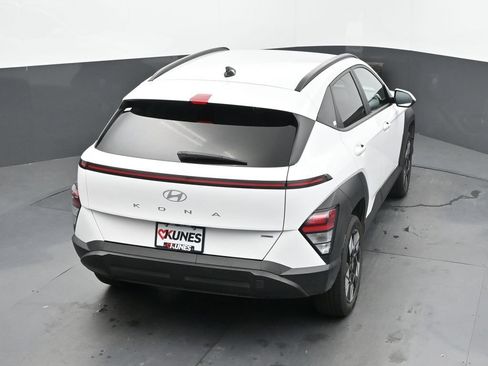 Used 2024 Hyundai Kona SEL AWD/4WD image 31