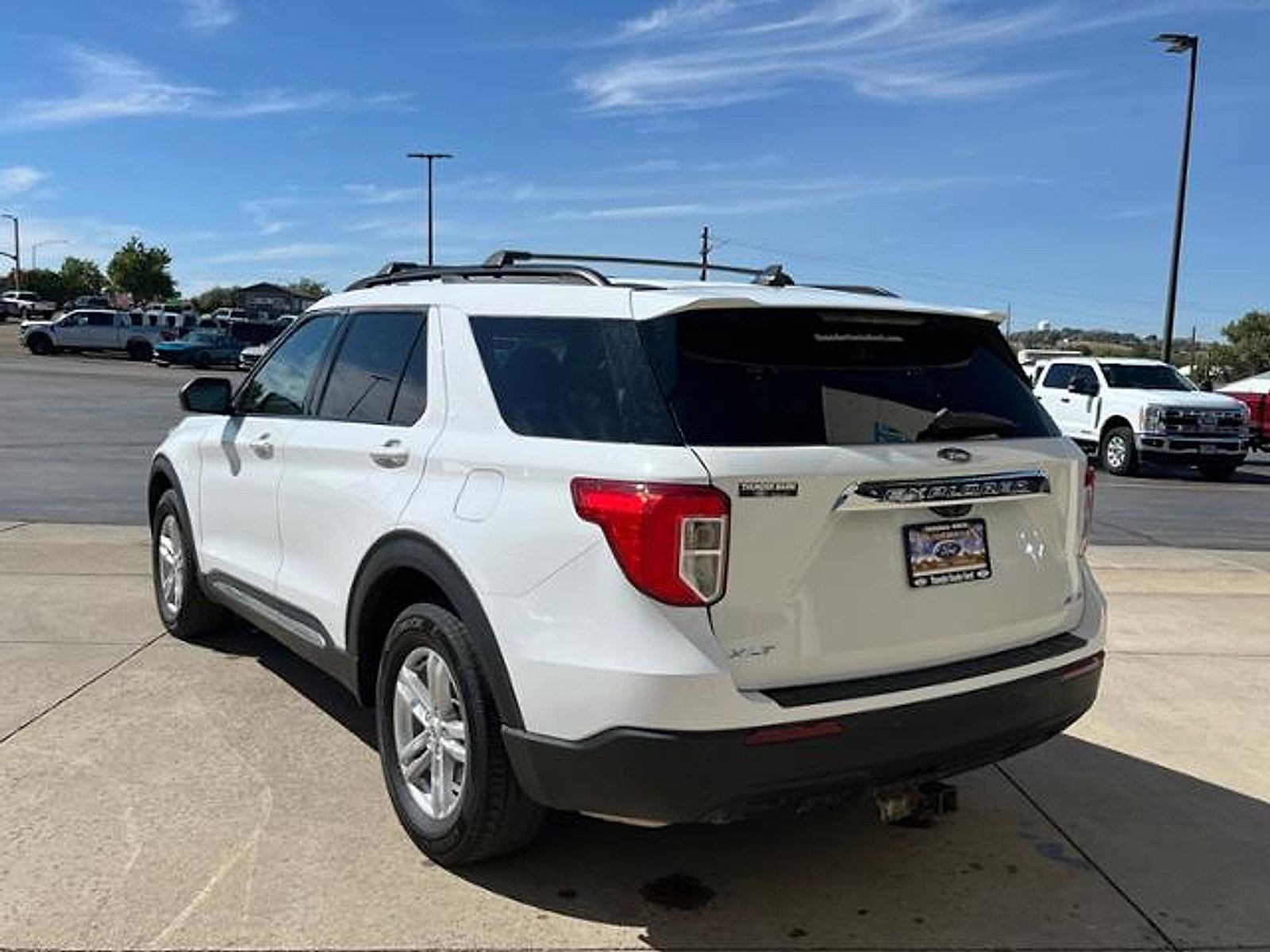 Used 2022 Ford Explorer XLT AWD/4WD image 9