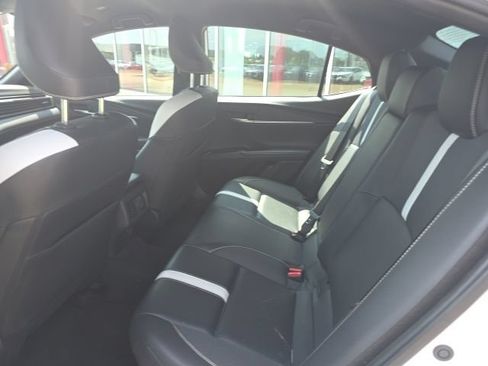 Used 2025 Toyota Camry SE FWD image 12