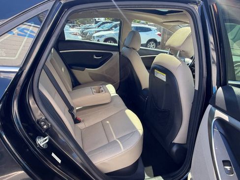 Used 2013 Hyundai Elantra GT w/ Tech Pkg FWD image 15