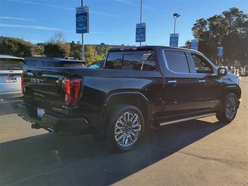 Used 2024 GMC Sierra 1500 Denali Ultimate image 5