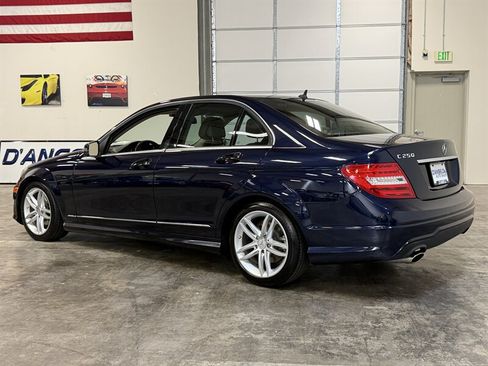 Used 2013 Mercedes-Benz C 250 Sedan image 5