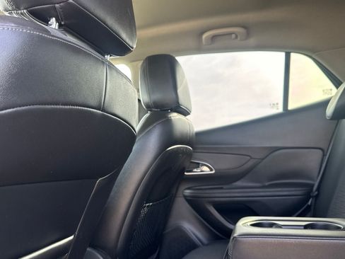 Used 2016 Buick Encore Convenience FWD image 34