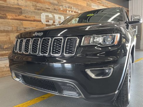Used 2021 Jeep Grand Cherokee Limited AWD/4WD image 8