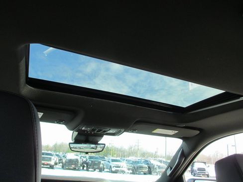 New 2026 GMC Sierra 1500 AT4 w/ AT4 Premium Package image 15