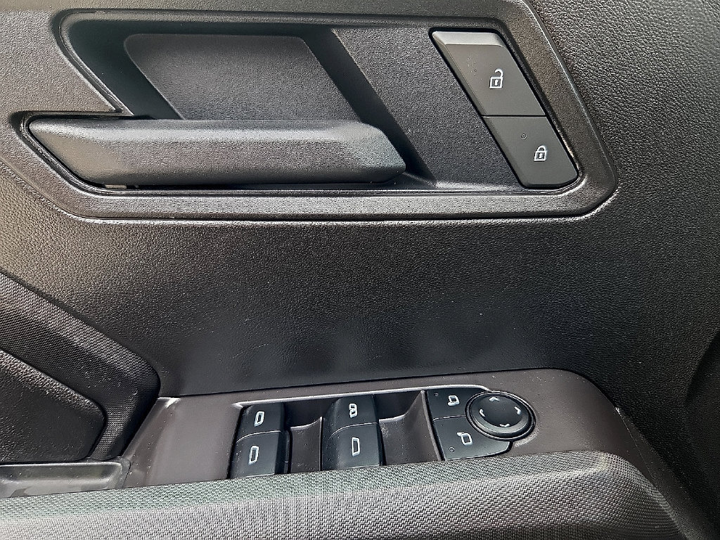 Used 2025 Chevrolet Colorado Trail Boss AWD/4WD image 14