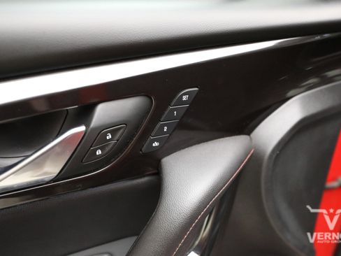 Used 2020 Chevrolet Blazer RS FWD image 20