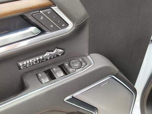 New 2026 Chevrolet Silverado 1500 High Country w/ High Country Premium Package AWD/4WD image 14