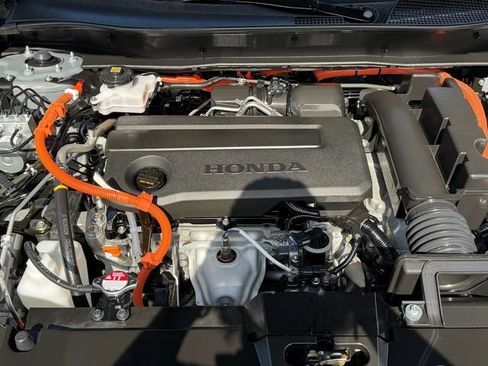 Certified 2025 Honda CR-V Sport image 21