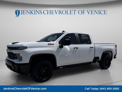 Used 2025 Chevrolet Silverado 2500 Custom w/ Custom Value Package AWD/4WD image 11