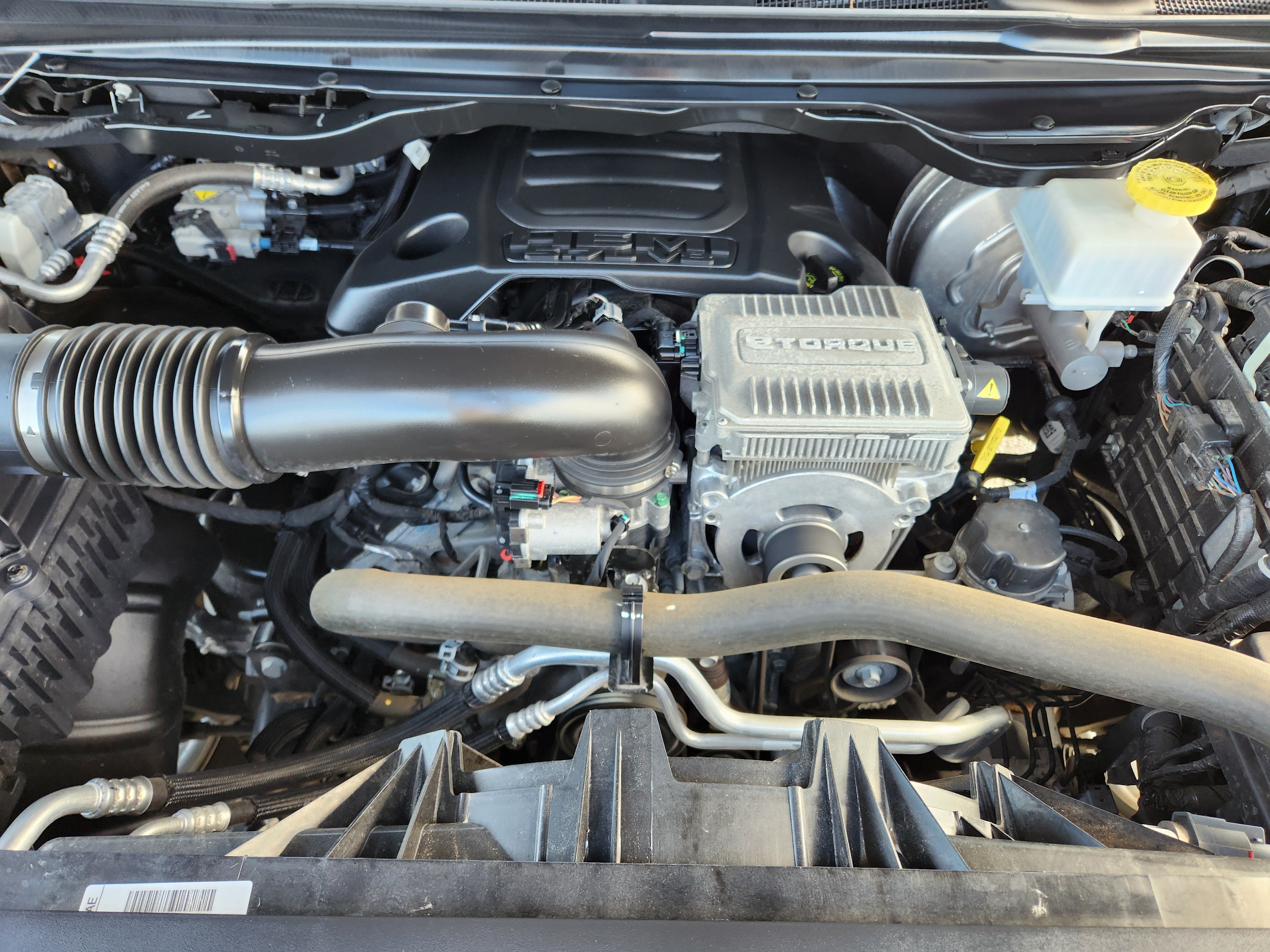 Used 2023 RAM 1500 Big Horn AWD/4WD image 9