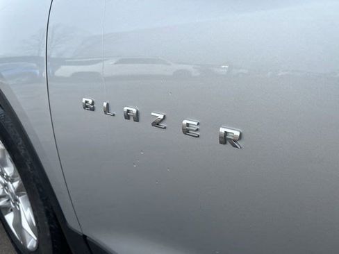 Used 2022 Chevrolet Blazer LT image 45