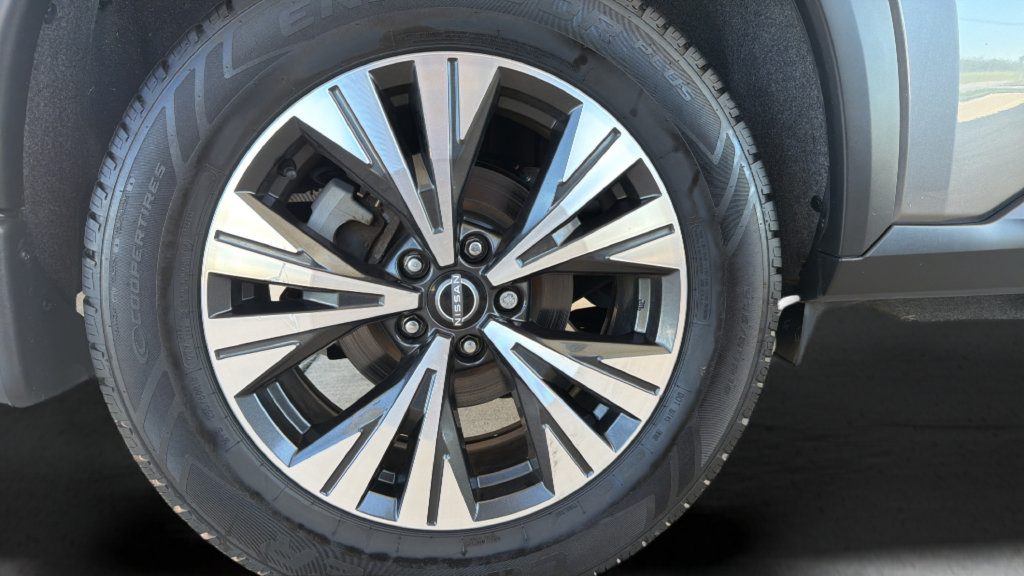 Certified 2023 Nissan Rogue SV AWD/4WD image 24