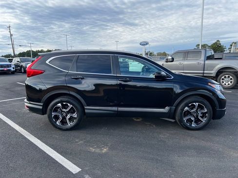 Used 2019 Honda CR-V Touring image 9