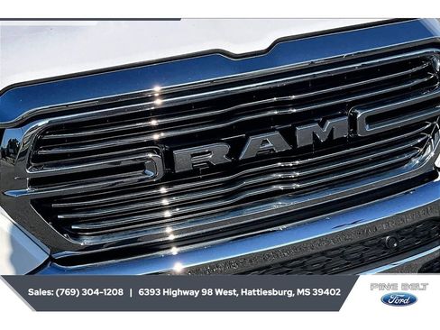Used 2023 RAM 1500 Laramie AWD/4WD image 22