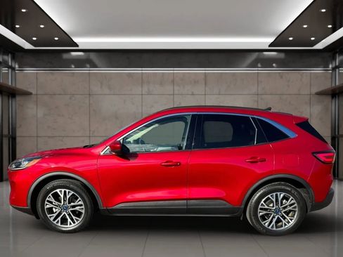 Used 2020 Ford Escape SEL image 4