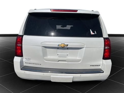 Used 2019 Chevrolet Suburban Premier AWD/4WD image 4