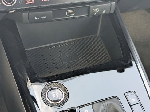 New 2026 Kia Niro EX image 26