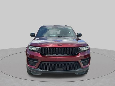 Used 2024 Jeep Grand Cherokee Altitude AWD/4WD image 14