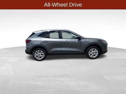 Used 2023 Ford Escape Active AWD/4WD image 7