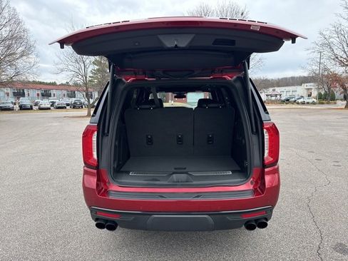 Used 2024 GMC Yukon Denali image 15