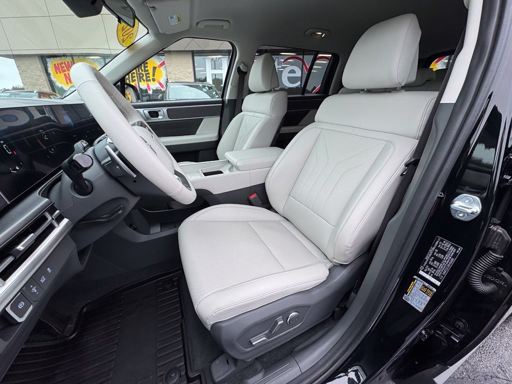 Used 2024 Hyundai Santa Fe SEL AWD/4WD image 38