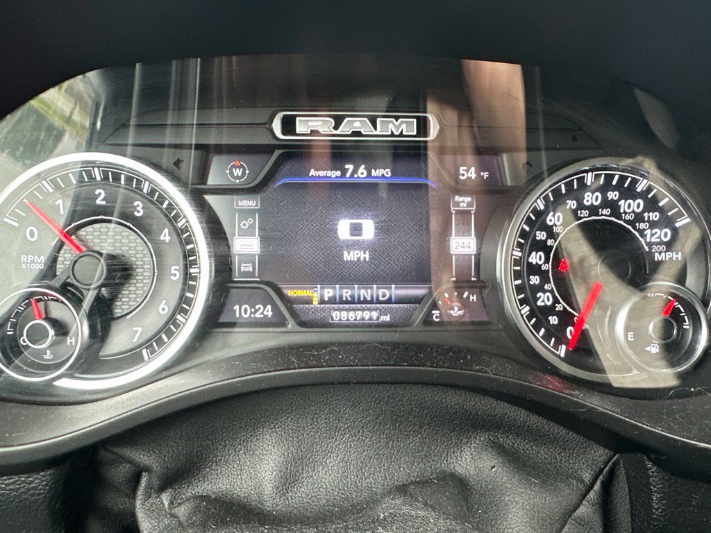 Used 2019 RAM 1500 Laramie AWD/4WD image 41