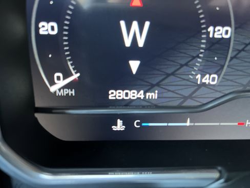 Used 2022 GMC Sierra 1500 AT4 w/ AT4 Premium Package image 28