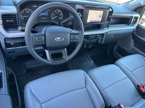 New 2026 Ford F250 XL w/ XL Chrome Package image 12